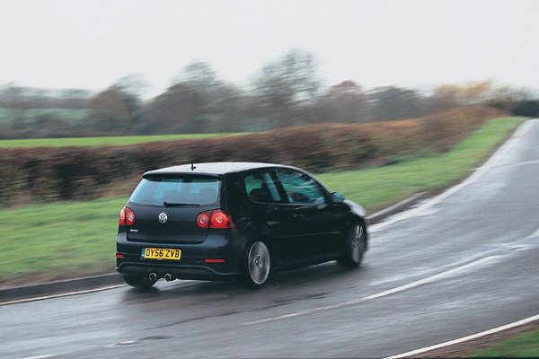 VW Golf R32