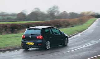 VW Golf R32