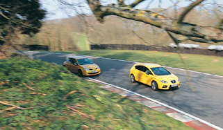 Renaultsport Megane R26 vs SEAT Leon Cupra