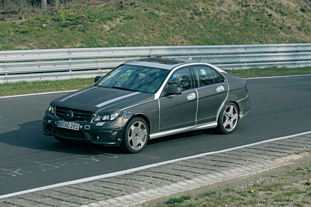 Mercedes C63 AMG
