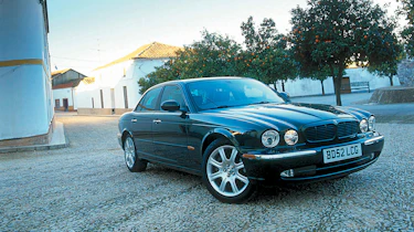 Jaguar XJ