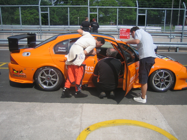 Oulton Park evo trackday pictures