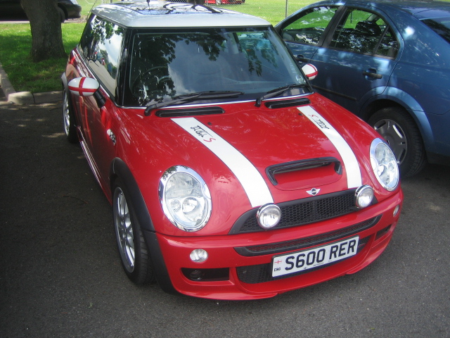 Oulton Park evo trackday pictures