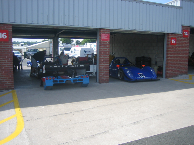 Oulton Park evo trackday pictures