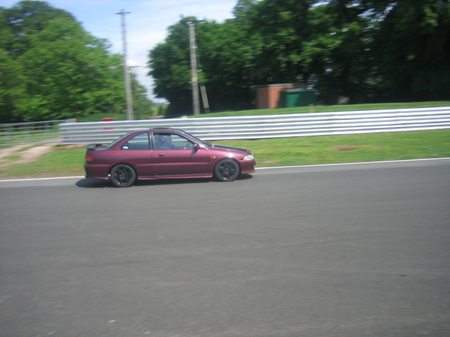 Oulton Park evo trackday pictures