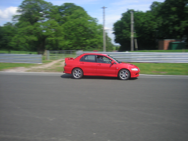 Oulton Park evo trackday pictures