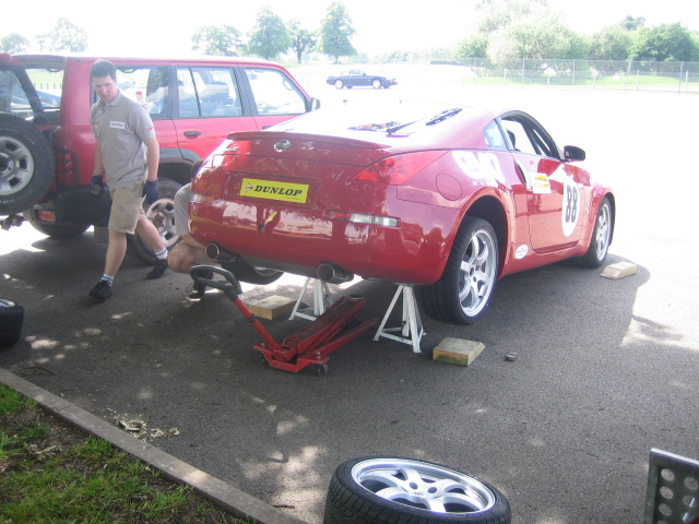 Oulton Park evo trackday pictures
