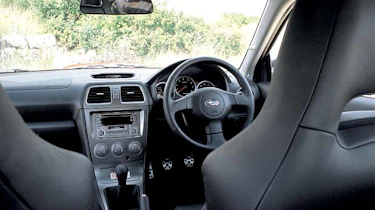 Subaru Impreza WRX (2006) review – cabin