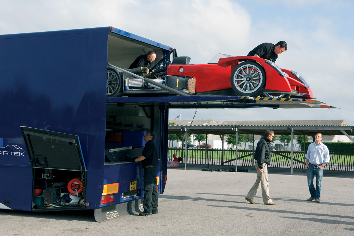 Caparo T1