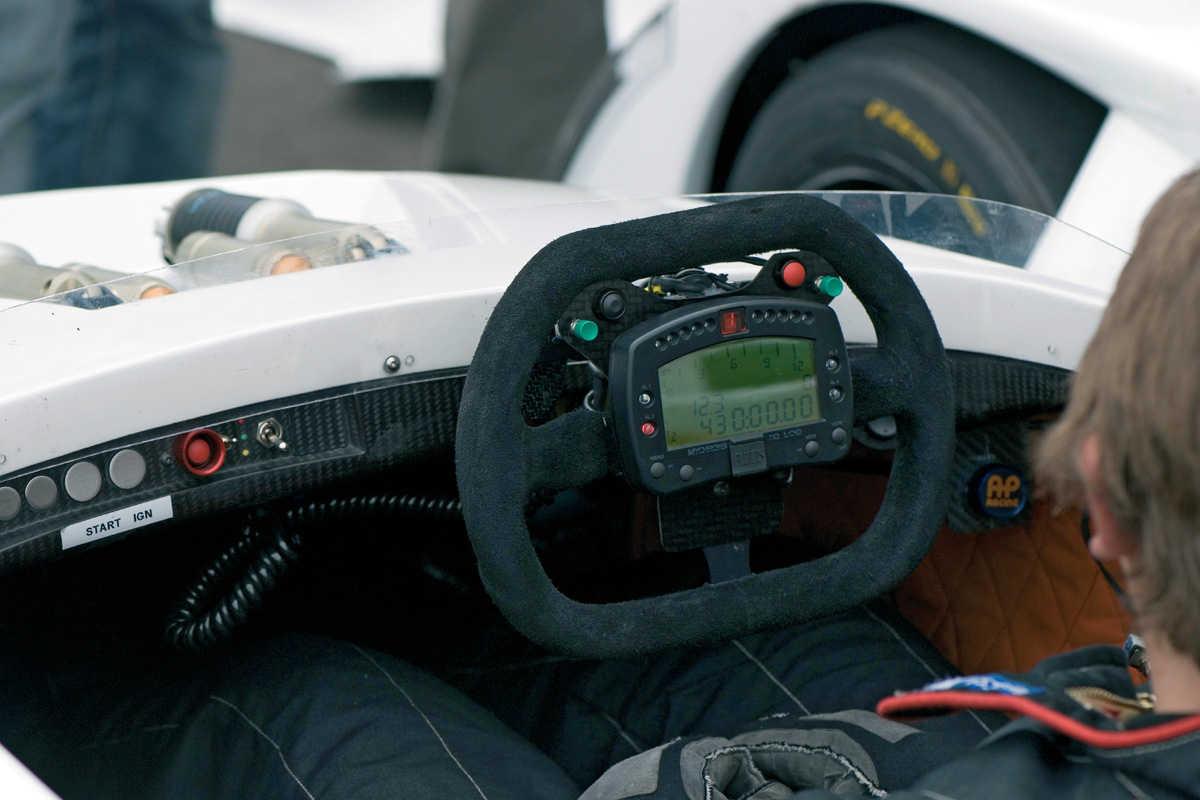 Caparo T1