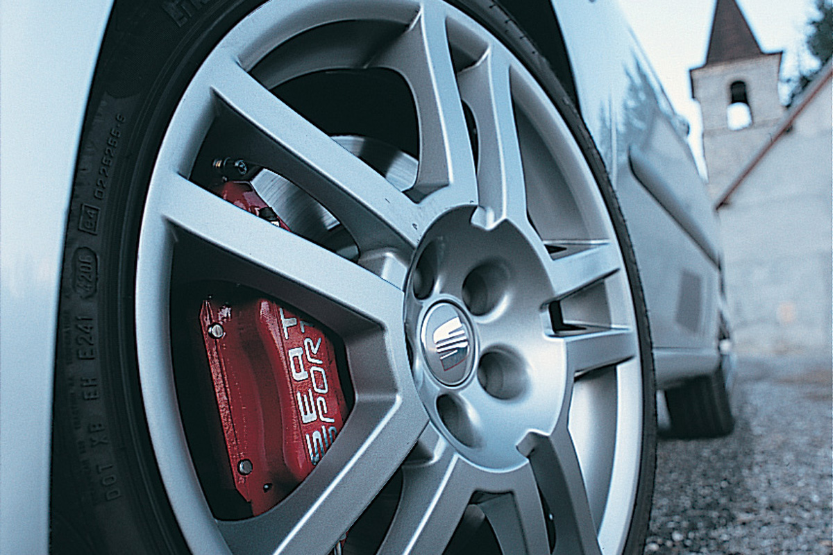 SEAT Ibiza Cupra wheel