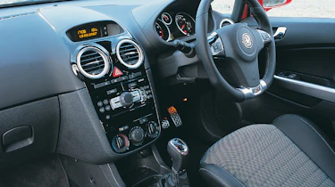 Vauxhall VXR interior