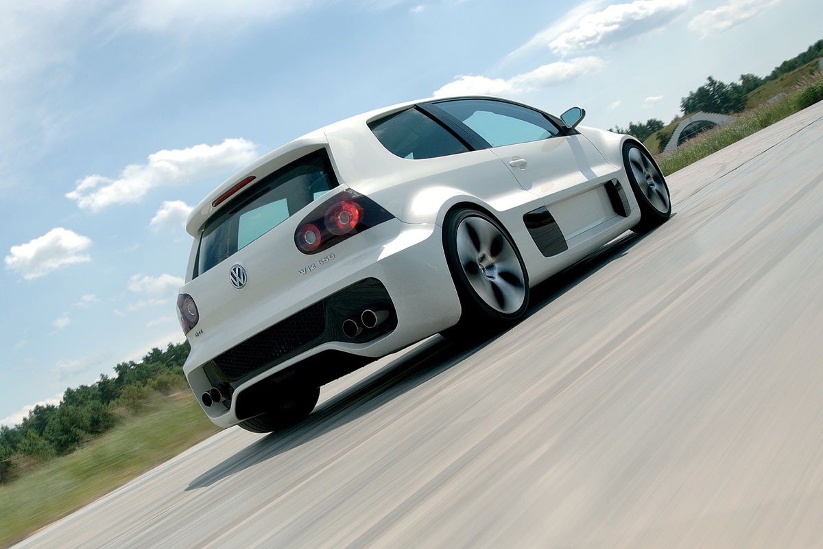 Volkswagen Golf GTI W12-650