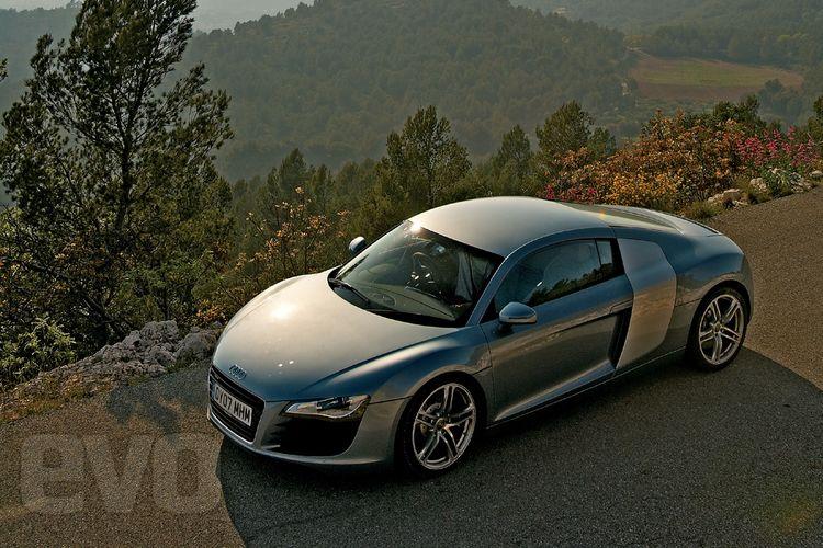 Audi R8