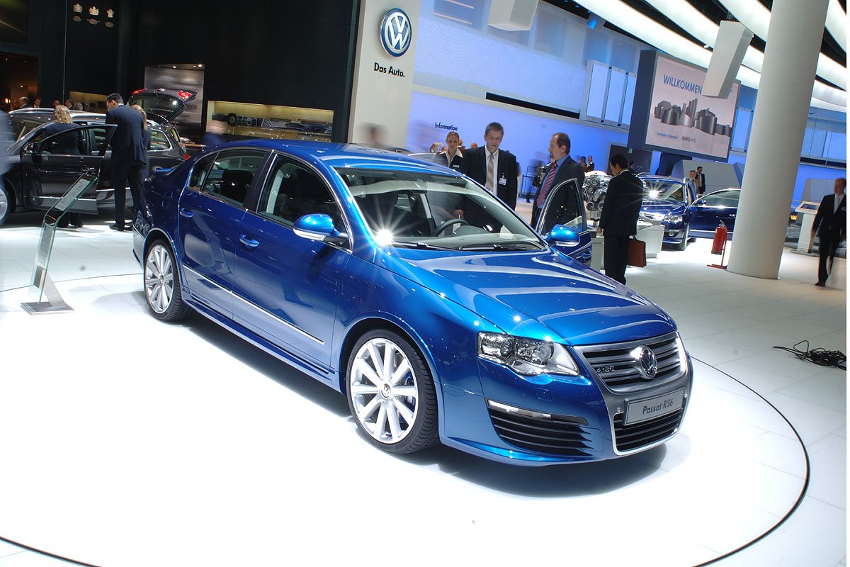 Volkswagen Passat R36