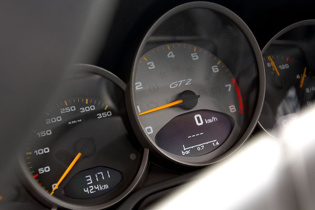 Porsche 997 GT2 dashboard
