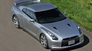 Nissan GT-R