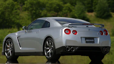 Nissan GT-R