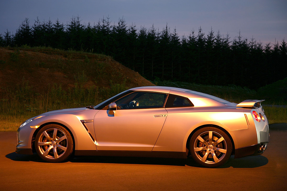 Nissan GT-R