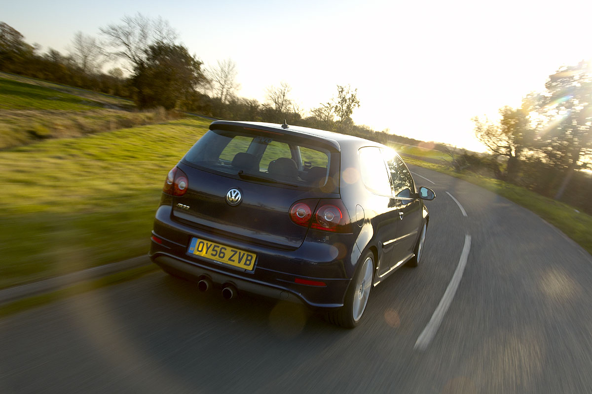 Volkswagen R32