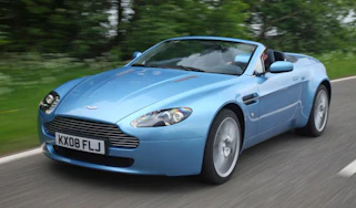 Aston Martin V8