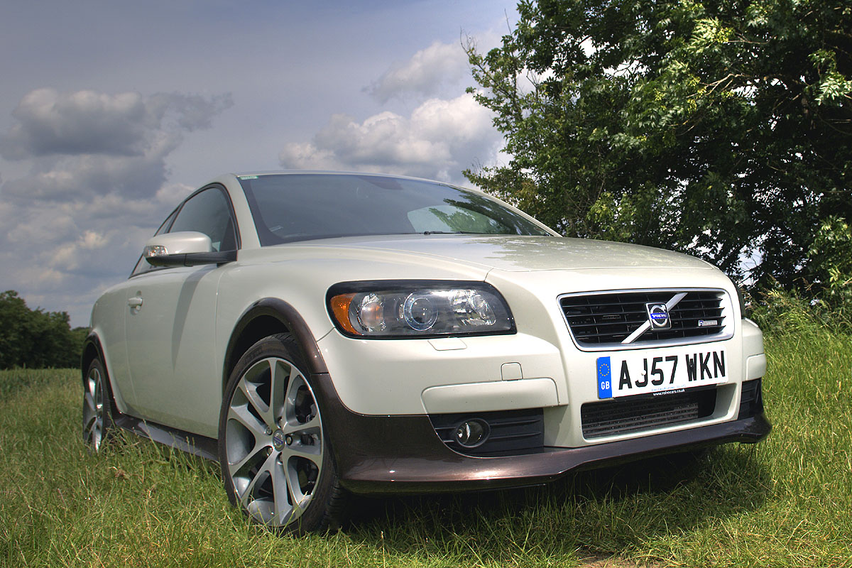 Volvo C30 T5