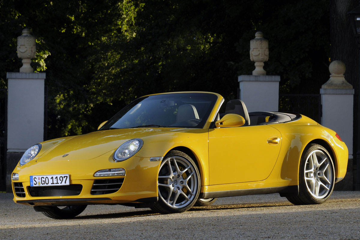 Porsche 911 Carrera 4 Cabriolet