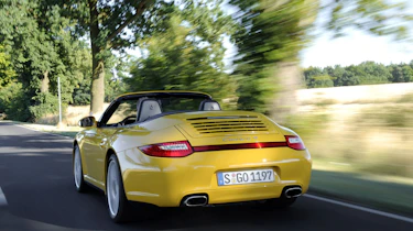 Porsche 911 Carrera 4 Cabriolet
