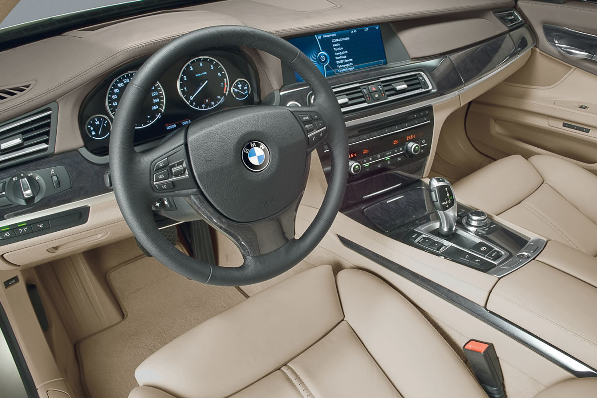 BMW 7-Series interior