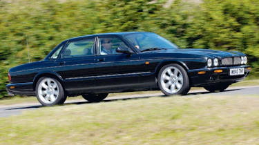 Jaguar XJR