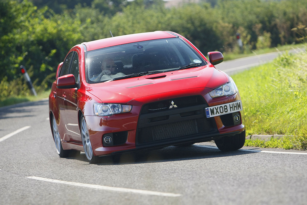 Mitsubishi Evo X FQ-300 SST