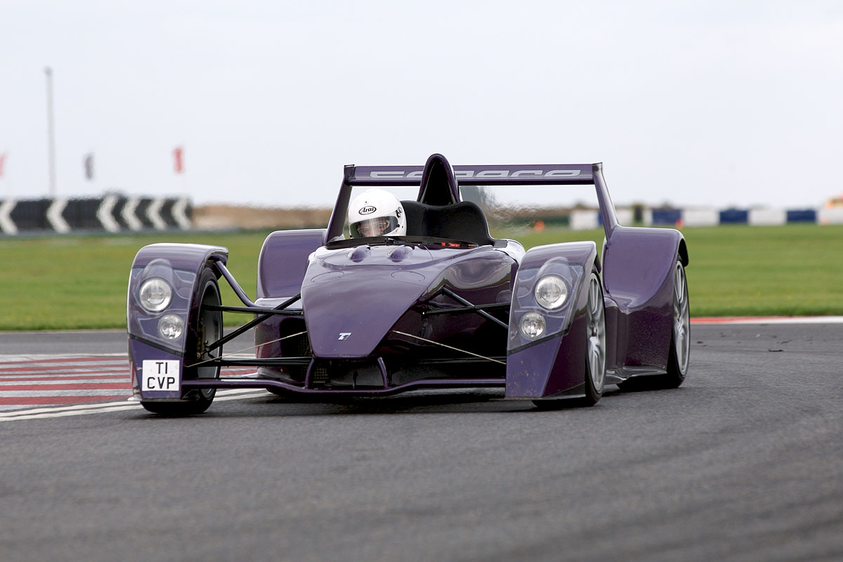 Caparo T1