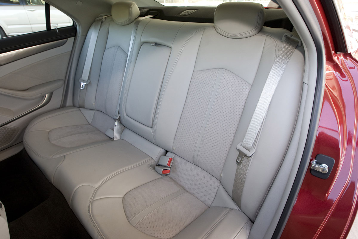 Cadillac CTS-V interior
