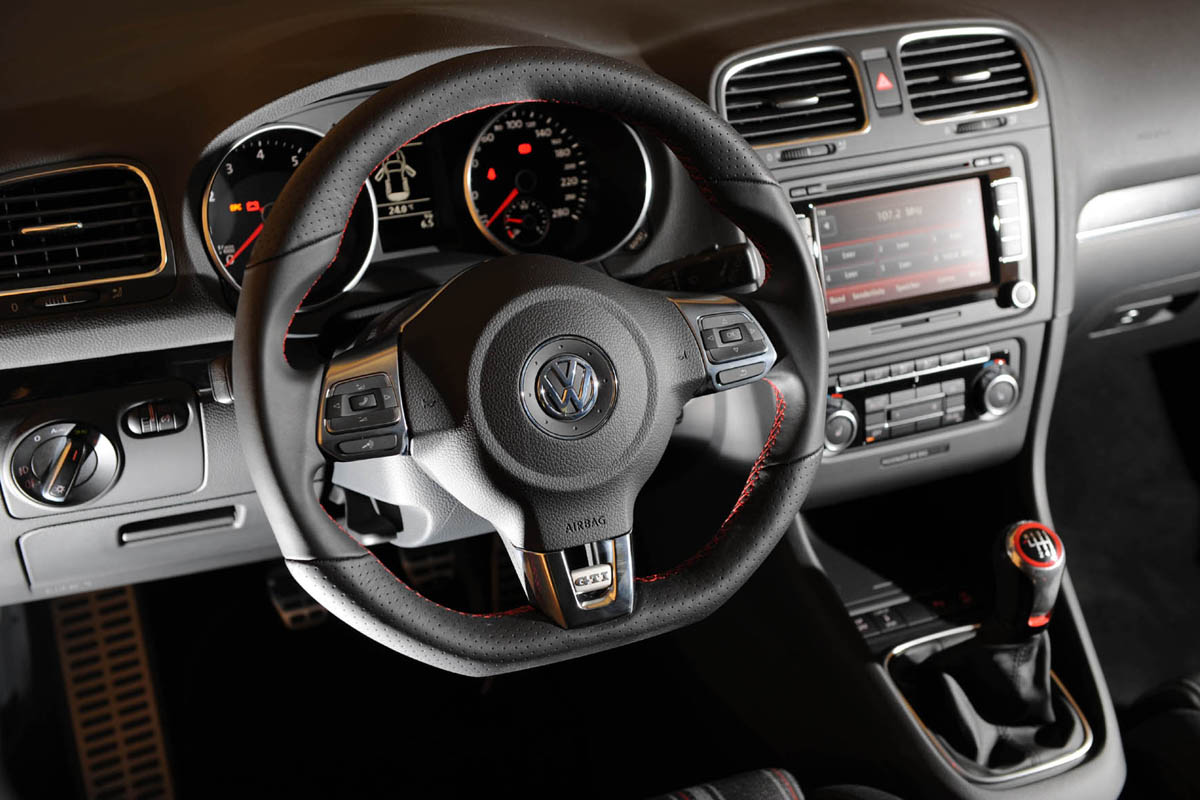 Volkswagen Golf GTI