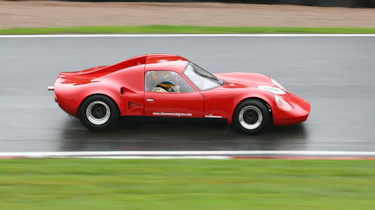Chevron B8