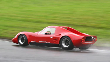 Chevron B8
