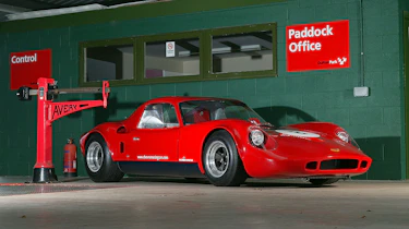 Chevron B8