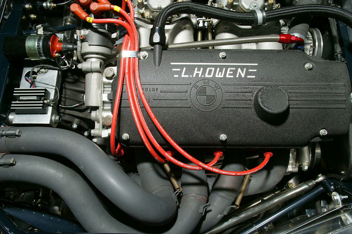Chevron B8