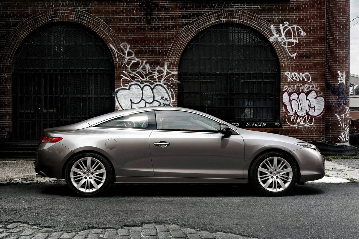 Renault Laguna Coupe