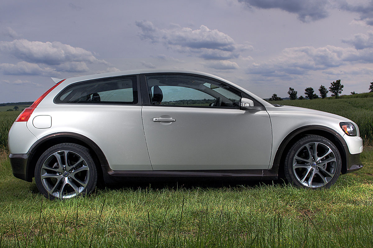 Volvo C30 T5