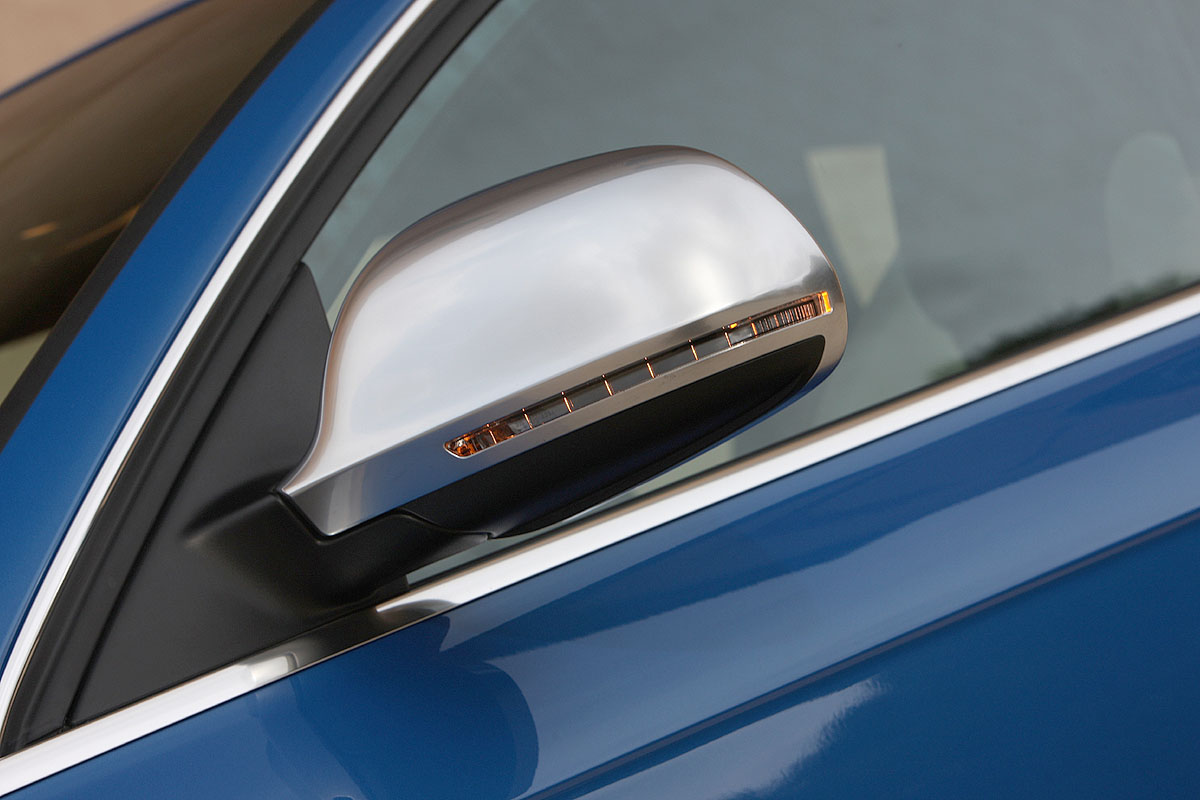 Audi S4 door mirror