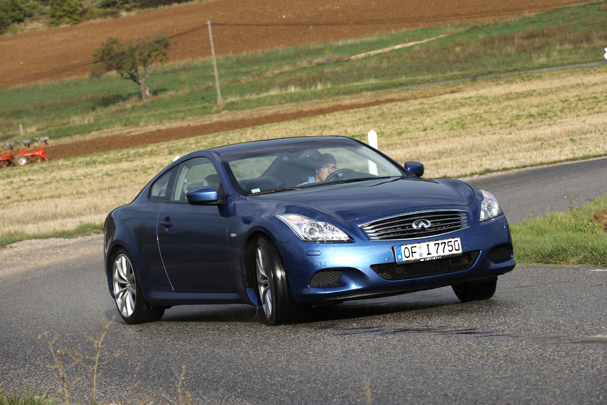 Infiniti G37S Coupe