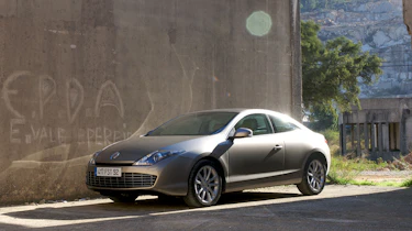 Renault Laguna Coupe