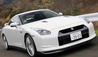 Nissan GT-R