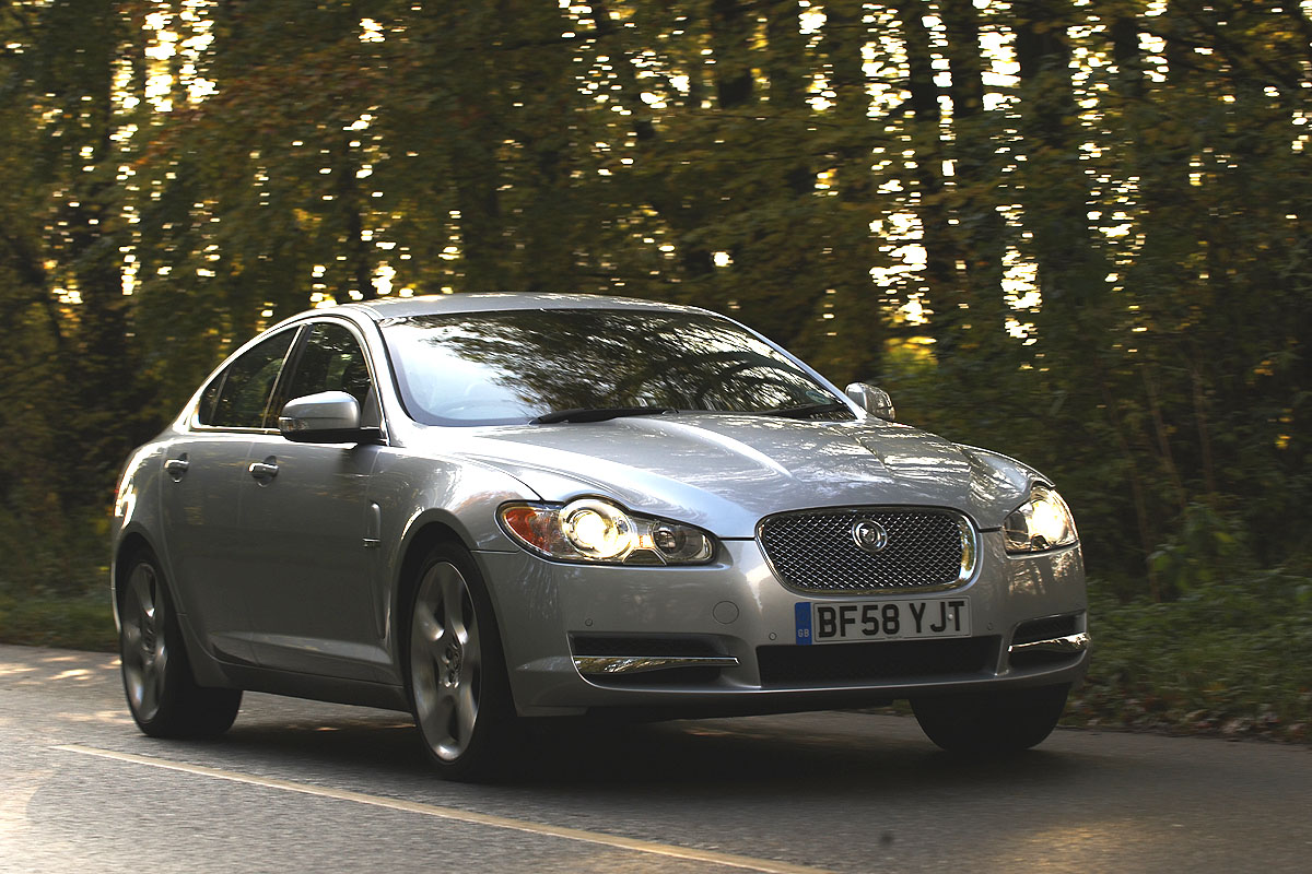 Jaguar XF SV8