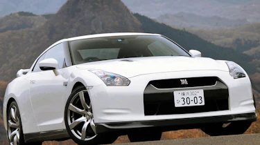 Nissan GT-R