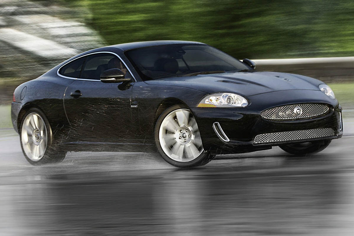 Jaguar XKR