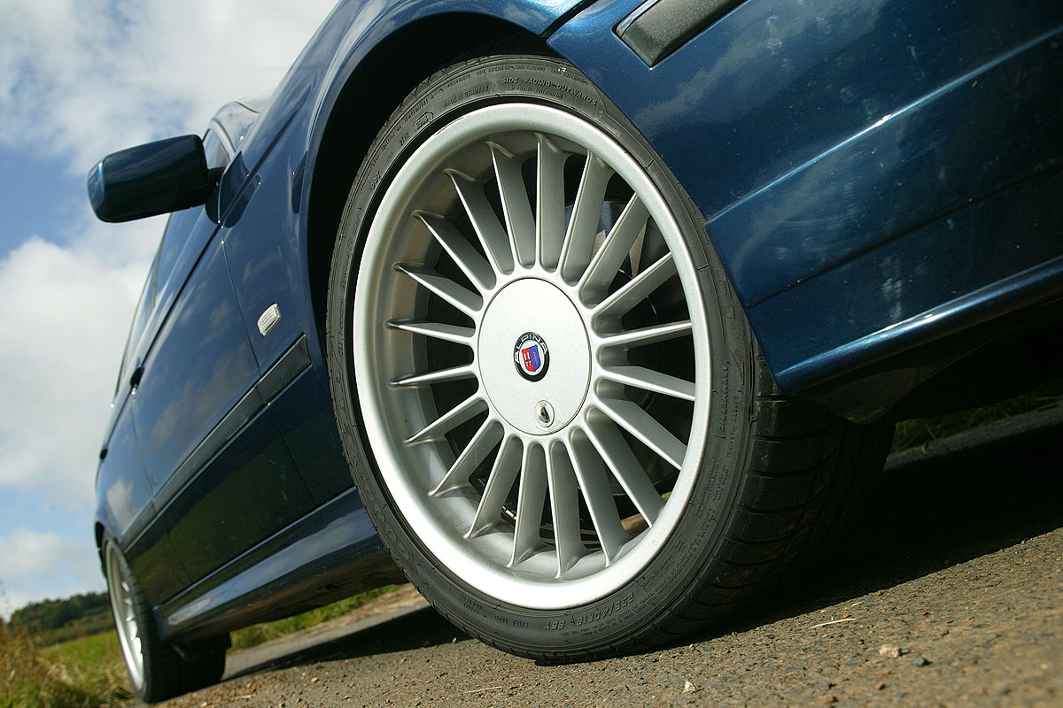 Alpina B10