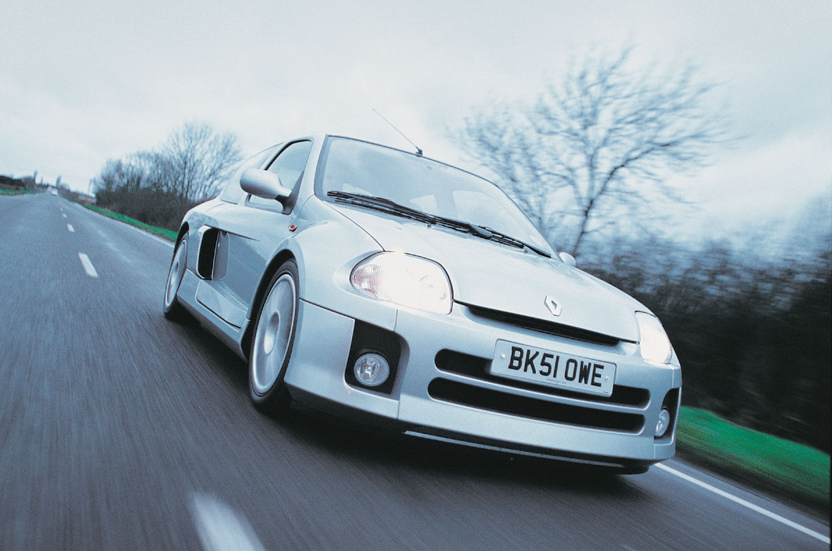 Renault Sport Clio V6 silver