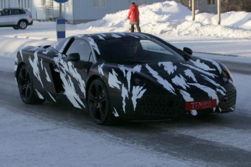 McLaren P11